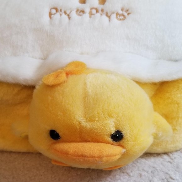 Piyo Piyo Tissue Box holder - Picture 3 of 9